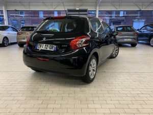 Peugeot 208 1.4 Hdi 68ch Active 208 150 483km