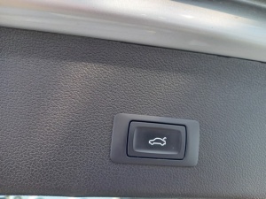 Audi A4 Avant 2.0 Tdi 150 S-line S-tronic A4 105 406km