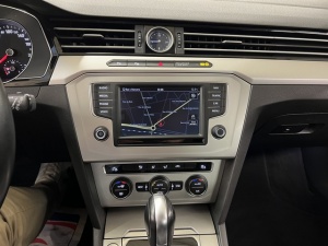 Volkswagen Passat Sw 1.6 Tdi 120 Dsg7 Confortline Passat Sw 125 127km