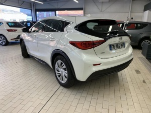 Infiniti Q30 1.5 D 109 Business Q30 121 927km