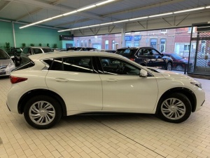 Infiniti Q30 1.5 D 109 Business Q30 121 927km