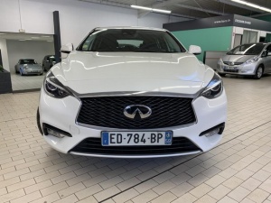 Infiniti Q30 1.5 D 109 Business Q30 121 927km