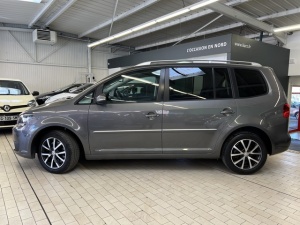 Volkswagen Touran 2.0 Tdi 140 Fap Bluemotion Carat Touran 133 323km