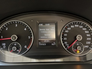 Volkswagen Touran 2.0 Tdi 140 Fap Bluemotion Carat Touran 133 323km