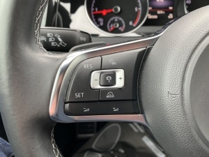 Volkswagen Golf 1.6 Tdi 105 Ch Dsg7 R-line Edition 40 Golf 147 912km
