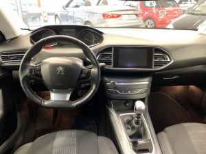 Peugeot 308 Sw Sw 1.2 Puretech 130ch Allure 308 118 137km