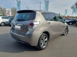 Toyota Verso 112d -4d 7places Skyblue Verso 57 361km