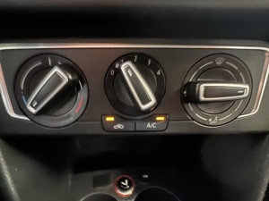 Volkswagen Polo 1.4 Tdi 90 Bmt Confortline Polo 142 577km