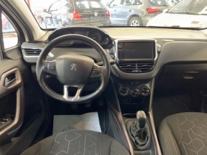 Peugeot 2008 1.6 Bluehdi 100ch Style 2008 136 191km