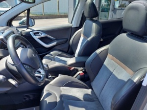 Peugeot 208 1.6 Hdi 120 Ch Feline 208 120 288km