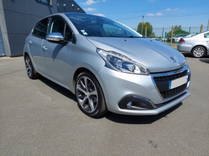 Peugeot 208 1.6 Hdi 120 Ch Feline 208 120 288km