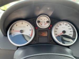 Peugeot 207 1.6 Hdi 90 Ch Serie 64 207 114 500km