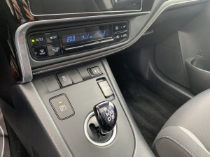Toyota Auris Hybride 136h Design Auris 82 175km