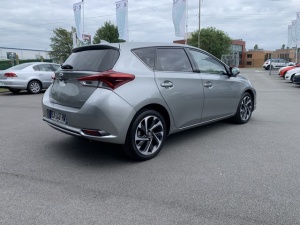 Toyota Auris Hybride 136h Design Auris 82 175km