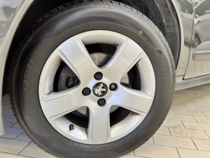 Peugeot 3008 1.6 Blue Hdi 120 Ch S&s Eat6 Active Business 3008 130 526km