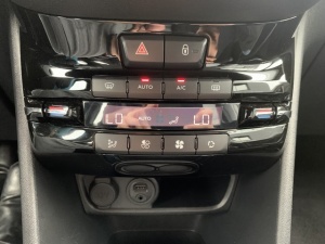 Peugeot 208 1.6l Hdi 92ch Allure 208 112 711km