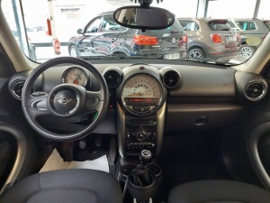 Mini Countryman 1.6 D 112 Ch Cooper Countryman 136 643km