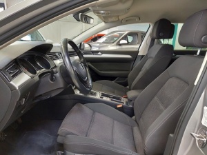 Volkswagen Passat Sw 2.0 Tdi 150 Confortline Passat Sw 123 399km