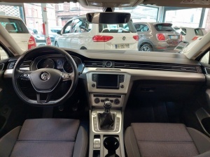 Volkswagen Passat Sw 2.0 Tdi 150 Confortline Passat Sw 123 399km