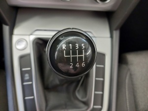 Volkswagen Passat Sw 2.0 Tdi 150 Confortline Passat Sw 123 399km