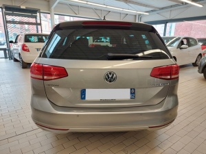 Volkswagen Passat Sw 2.0 Tdi 150 Confortline Passat Sw 123 399km
