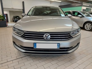 Volkswagen Passat Sw 2.0 Tdi 150 Confortline Passat Sw 123 399km