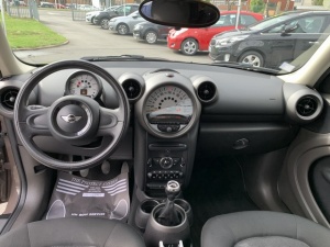 Mini Mini Countryman D 112ch Cooper Mini 122 588km