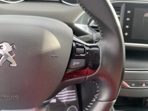 Peugeot 308 1.2 Pure Tech 130 Ch S&s Allure 308 120 809km