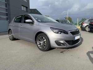 Peugeot 308 1.2 Pure Tech 130 Ch S&s Allure 308 120 809km