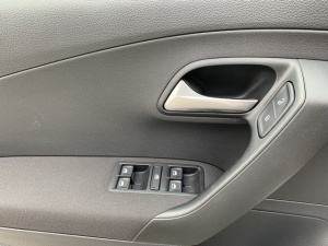 Volkswagen Polo 1.0 60 Trendline + Clim Auto + Ecran Polo 65 637km
