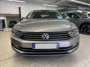 Volkswagen Passat Sw 2.0 Tdi 150 Confortline Dsg6 Passat 142 718km