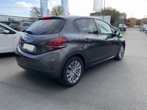 Peugeot 208 Signature 1.5 Bluehdi 100 Ch Bvm5 208 72 603km