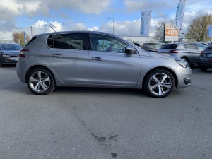 Peugeot 308 1.2 Puretech 130 Ch S&s Allure + Toit Pano 308 56 444km