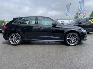 Audi A3 Sportback  1.4 Tfsi E-tron 204 S-tronic6 Hybrid A3 Sportback 42 123km