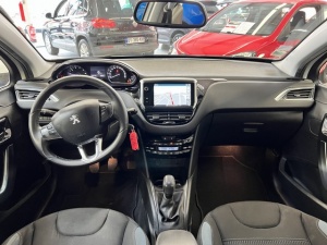 Peugeot 208 1.2 Vti 12v 82 Business Pack 208 123 712km