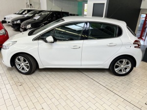 Peugeot 208 1.2 Vti 12v 82 Business Pack 208 123 712km