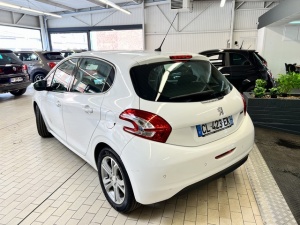 Peugeot 208 1.2 Vti 12v 82 Business Pack 208 123 712km