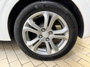 Peugeot 208 1.2 Vti 12v 82 Business Pack 208 123 712km