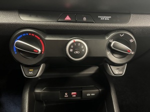 Kia Stonic  1.4 100ch Launch Edition Stonic 46 185km