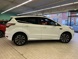 Ford Kuga 2.0 Tdci 150 4x2 St Line Historique Complet Kuga 115 867km
