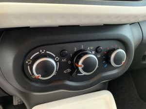 Renault Twingo Iii 1.0 Sce 70 Limited - Clim - Bluetooth Twingo 18 825km