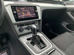 Volkswagen Passat 1.6 Tdi 120 Confortline Dsg7 Passat 129 984km