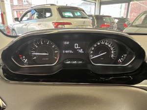 Peugeot 208 1.0 Puretech 68 Ch Like Distribution Faite 208 16 972km