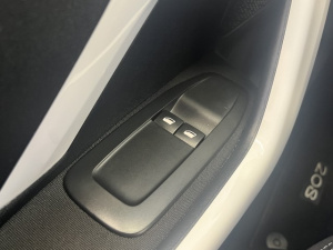 Peugeot 208 1.0 Puretech 68 Ch Like Distribution Faite 208 16 972km