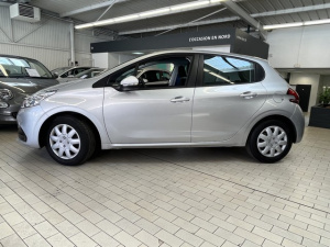 Peugeot 208 1.0 Puretech 68 Ch Like Distribution Faite 208 16 972km