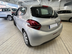 Peugeot 208 1.0 Puretech 68 Ch Like Distribution Faite 208 16 972km