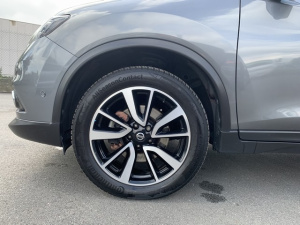 Nissan X-trail 2.0 Dci 177 7 Places X-tronic Tekna X-trail 90 366km