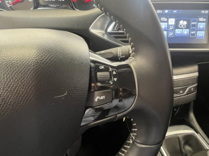 Peugeot 308 1.6 Bluehdi 100ch Bvm5 Style 308 61 670km
