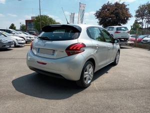 Peugeot 208 1.6 Blue Hdi 100 Ch S&s Business Pack 208 95 542km