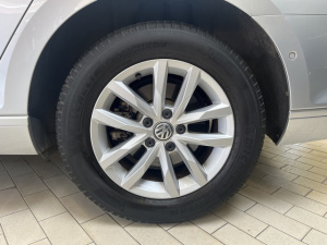 Volkswagen Passat 1.4 Tsi 150ch Dsg7 Confortline Passat 111 586km